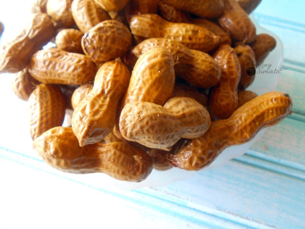 Boiled Peanut Recipe - perfect healthy snack with holiday flavors. This slow cooked boiled peanuts are a perfect holiday snack idea. Set the cooker in the corner and let your guests eat from eat. Quick snack idea.