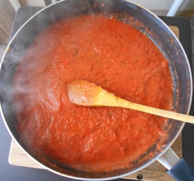 Homemade Pizza Sauce Recipe