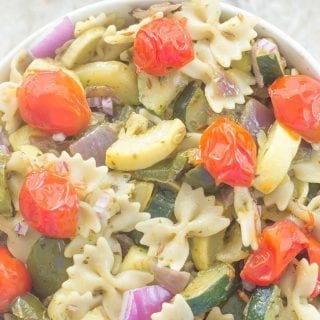 Garden Veggies Pasta made with Dorot Crushed GInger and Dorot Chopped Basil herb. Quick and easy dinner recipe for vegans, vegetarians and meat eaters.