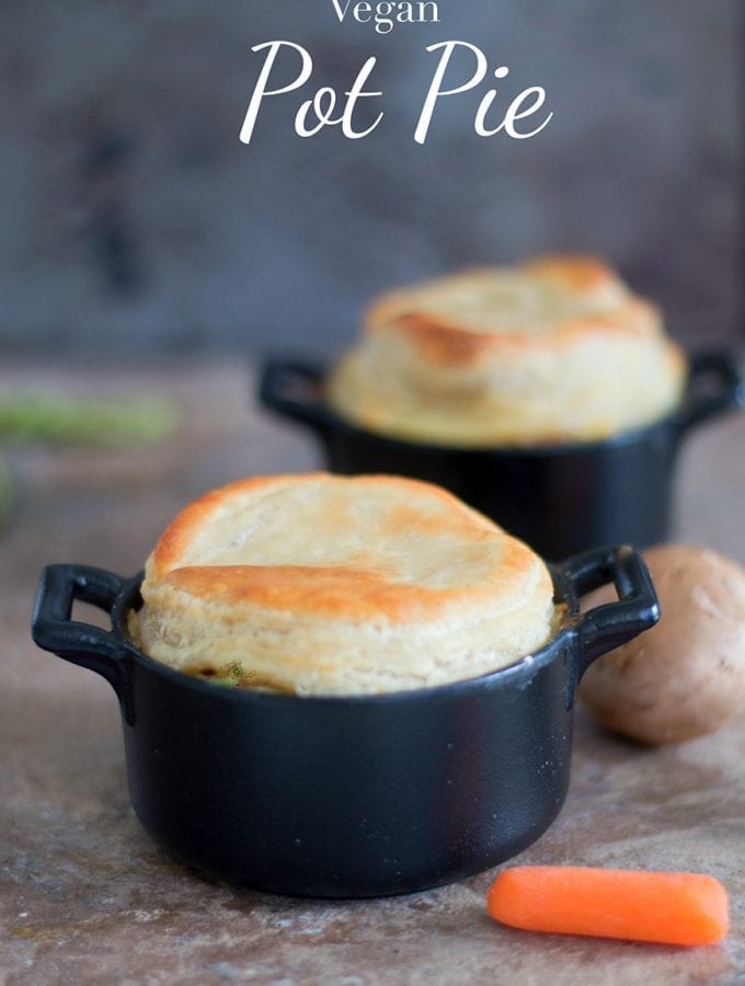Quick and easy vegan pot pie recipe. Made with all fresh vegetables and uses almond milk instead of butter for basting. Make for perfect vegan comfort food sponsored #inspiredbypuff