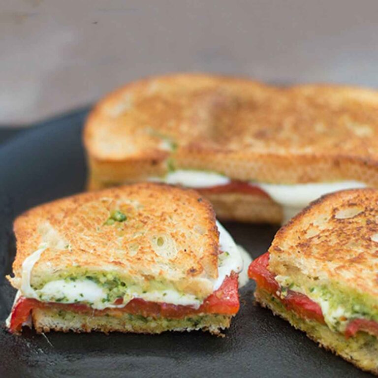 Mozzarella Cheese Sandwich With Pesto